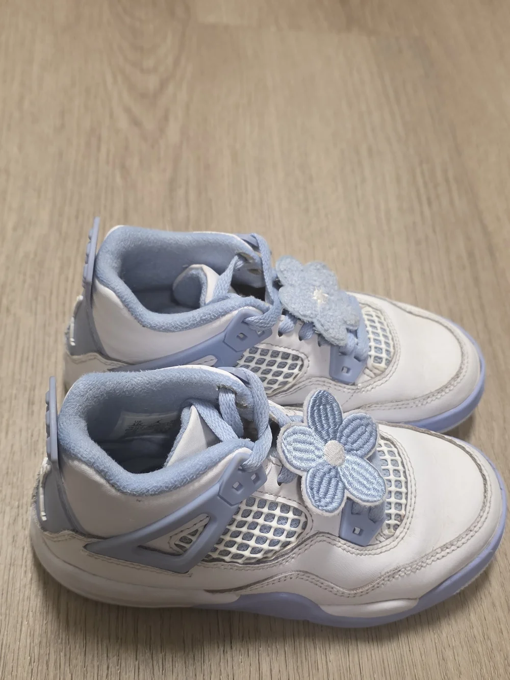 Jordan Air IB8962-100 White and Light Blue Size 12
